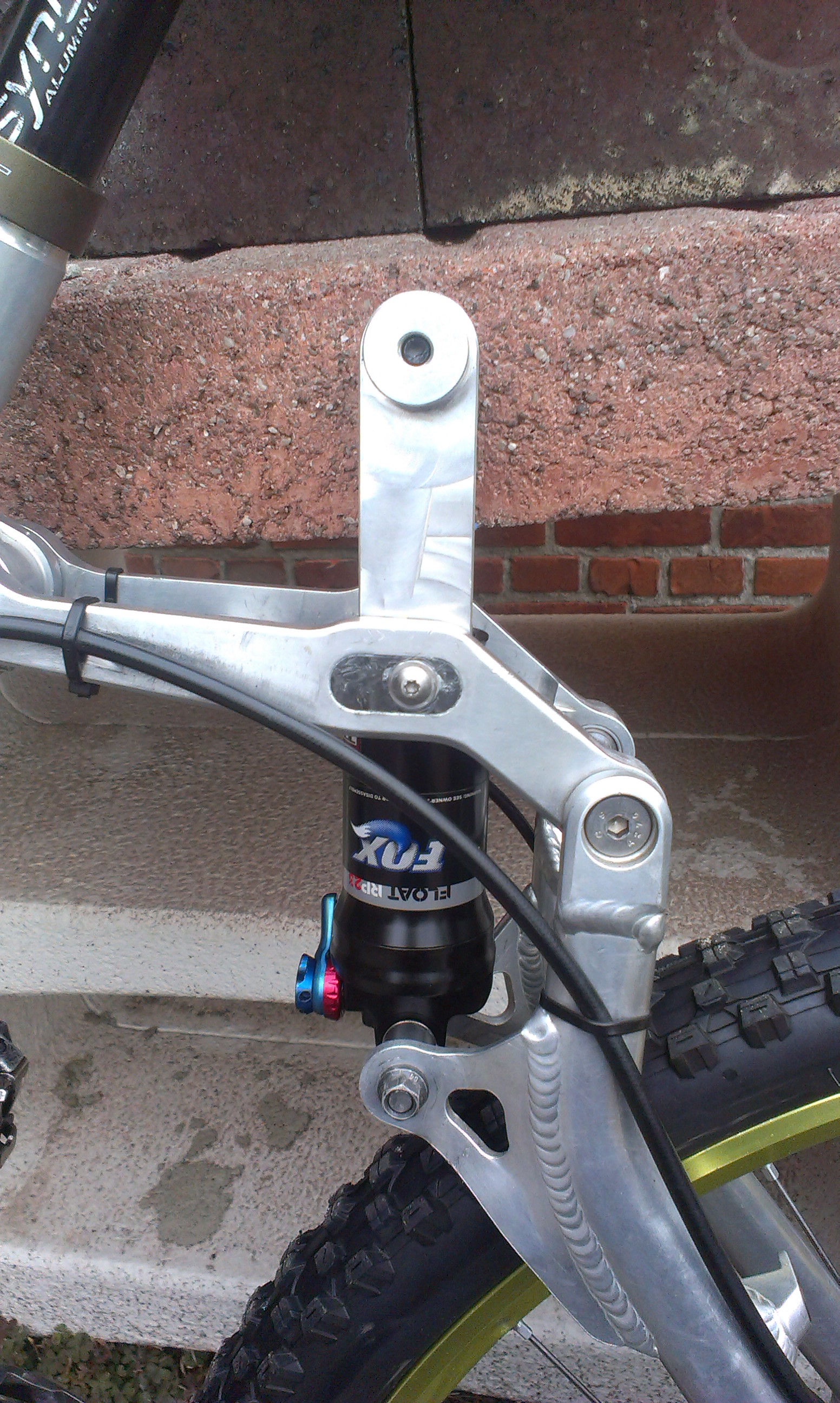 Gt lts rear online shock upgrade